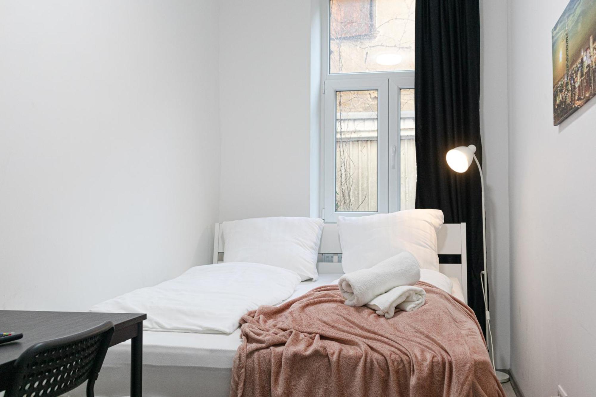 וינה Affordable 5-Br Shared Apartment / Enkplatz U3 Getaway מראה חיצוני תמונה